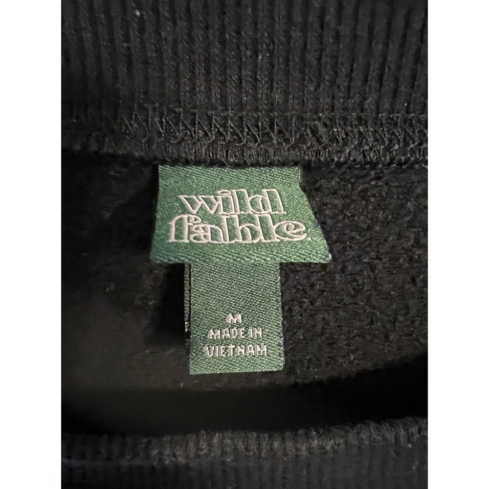 Wild Fable Women's Black Cropped Crewneck Sweatshirt Size Medium - Picture 2 of 4